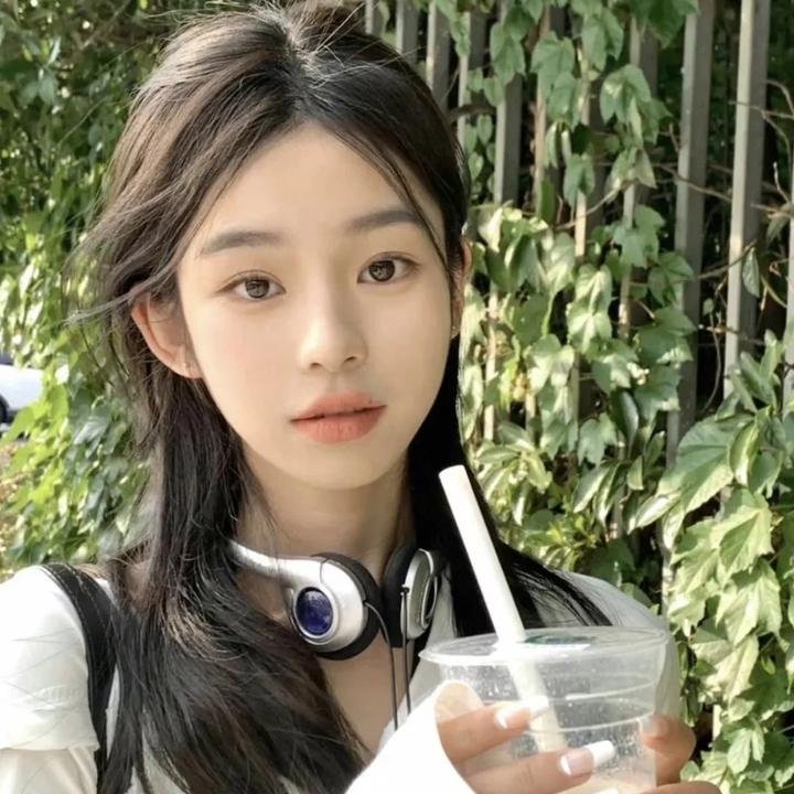 可爱的露易丝